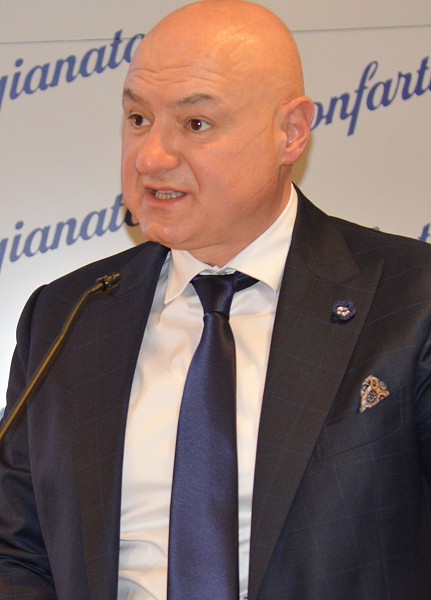 Caro energia