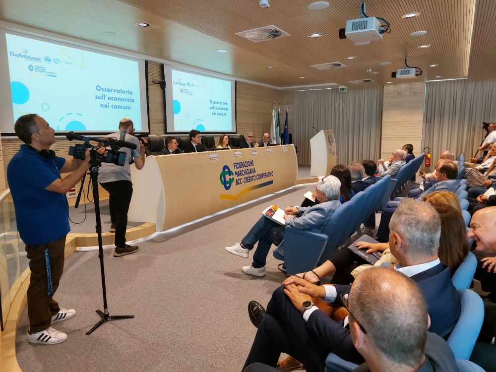 PIU' ADDETTI NELLE IMPRESE